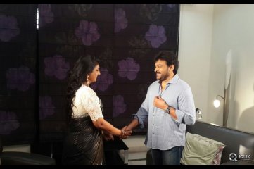 Roja Meets Chiranjeevi